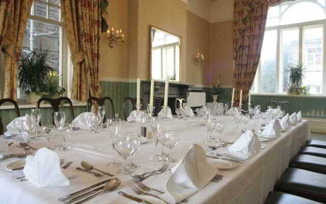 The Royal Kings Arms Hotel