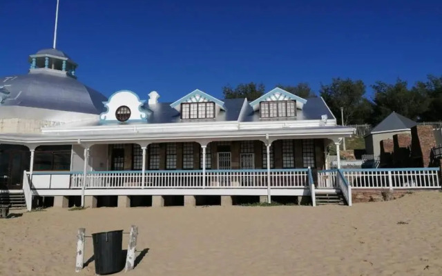 Santos Beach Pavilion E