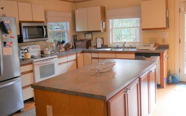 Palmetto House - 4 Br Home
