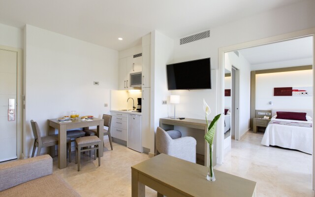 Hipotels Barrosa Garden Hotel