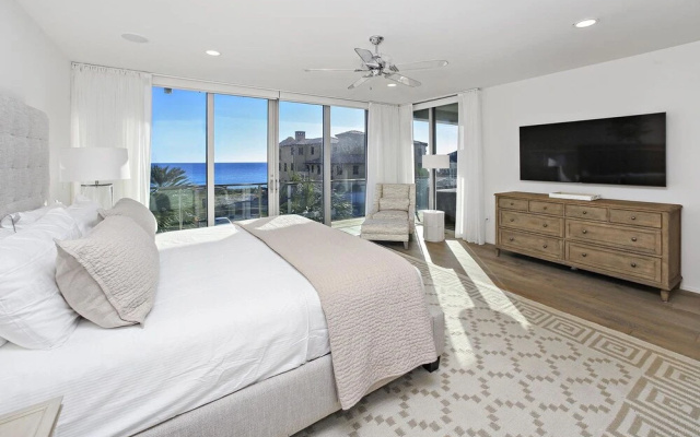 Viridian by Dune Vacation Rentals