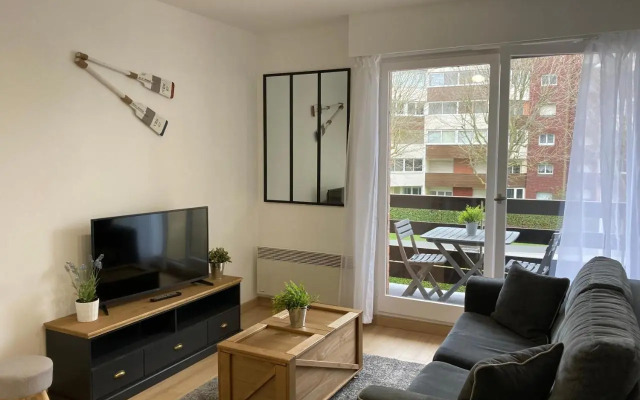 Cabourg Appartement En Residence Calme Et Cosi