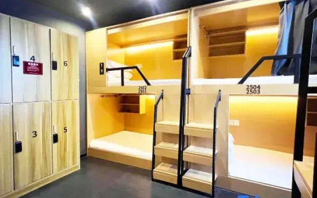 HOMIE Youth Hostel