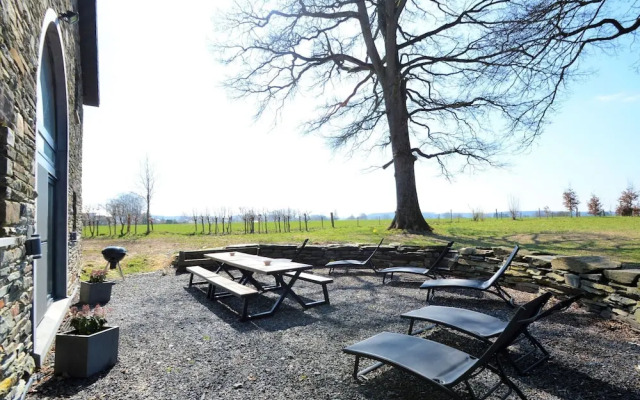 Wonderful Holiday Home in Gouvy with Hot Tub