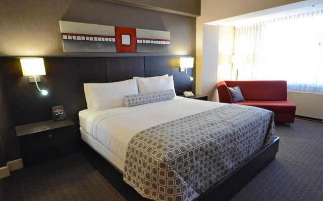 Armon Plaza Montreal Airpt, Trademark Collection by Wyndham