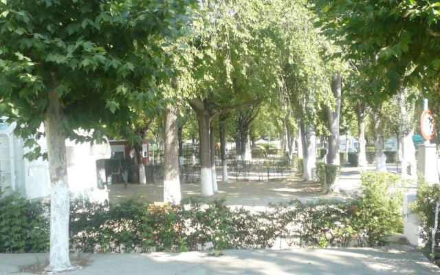 Bungalows Camping Alpha Madrid