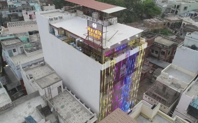 Hotel Hardik Palacio