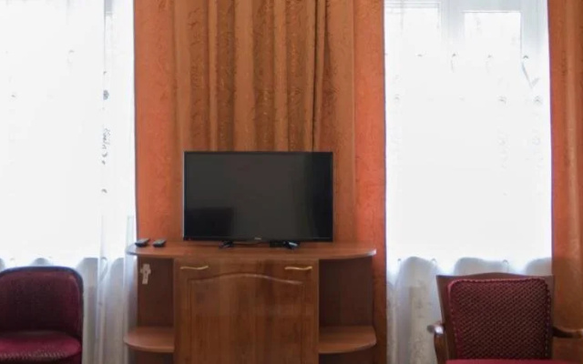 Ukraina Lux Hotel