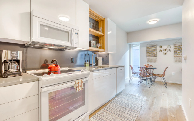 Q21 Vacation Rentals