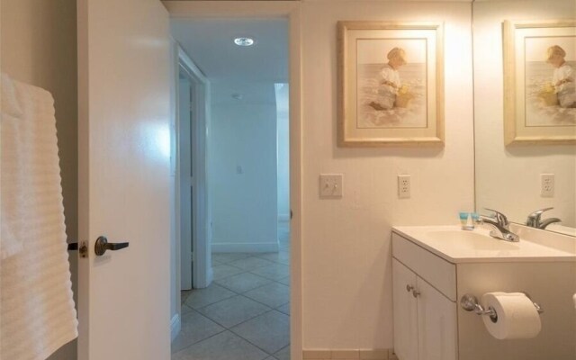 Grandview312 - Grandview 2 Bedroom Condo by Redawning