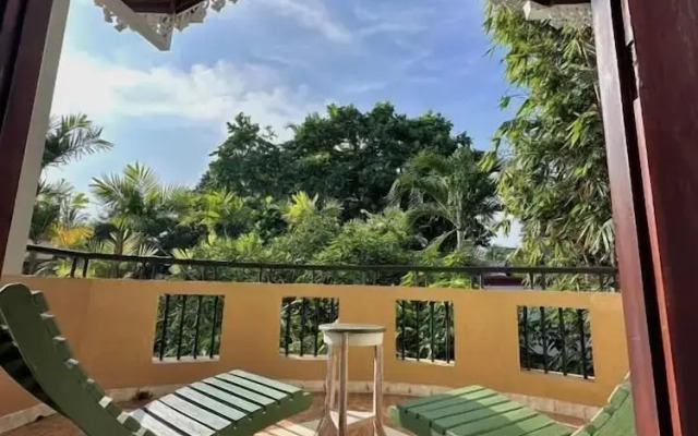 The Vitamin Sea Villa