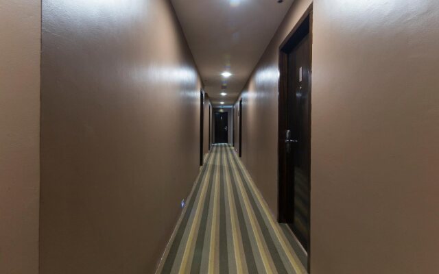 OYO 763 Tazara Hotel