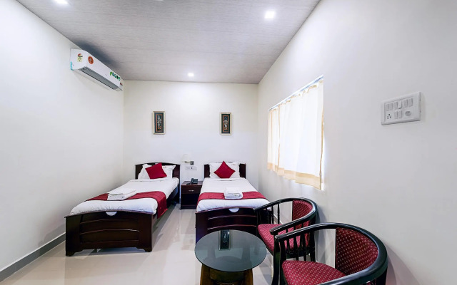 Varuna Inn Banquets & Resort