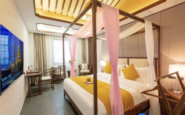 Tongli Cloud House Quadrangle Designer Cinema Hotel