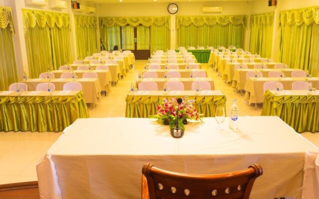 Nongkhai White Hotel