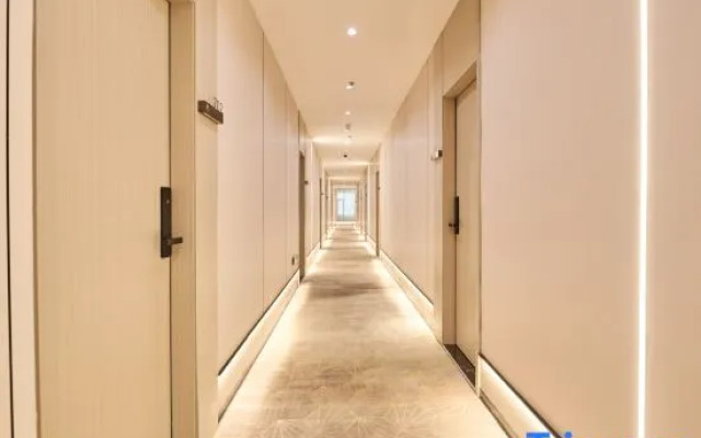 Xiamen Light Residence Hotel