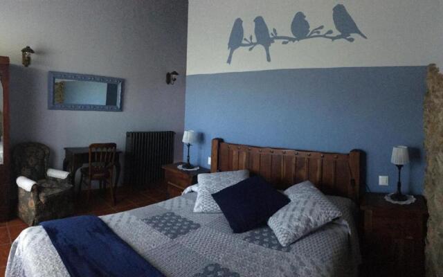 Posada Rural El Trenti de Corona