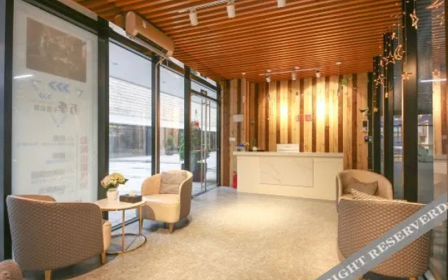 Wanji International Apartment (Foshan Changhua)