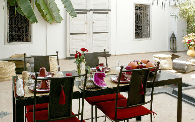 Riad O2
