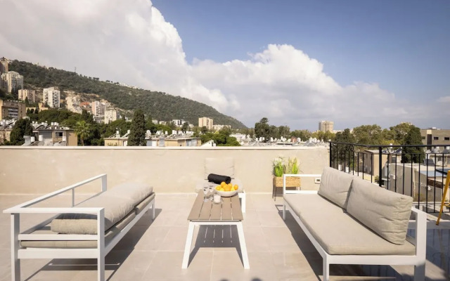 Bahai Gardens Penthouse by Sea N' Rent