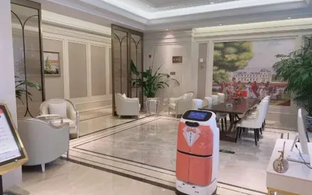 Vienna Hotel (Luohe Huanghe East Road)