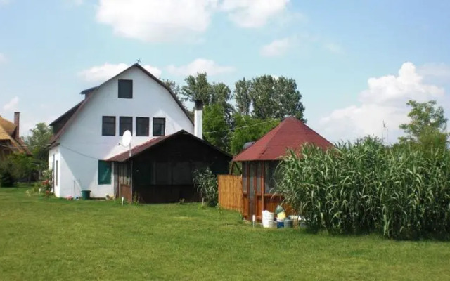 Andrea - Duna Delta Tours