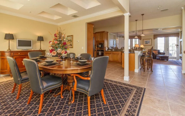 Reunion Disney Villa