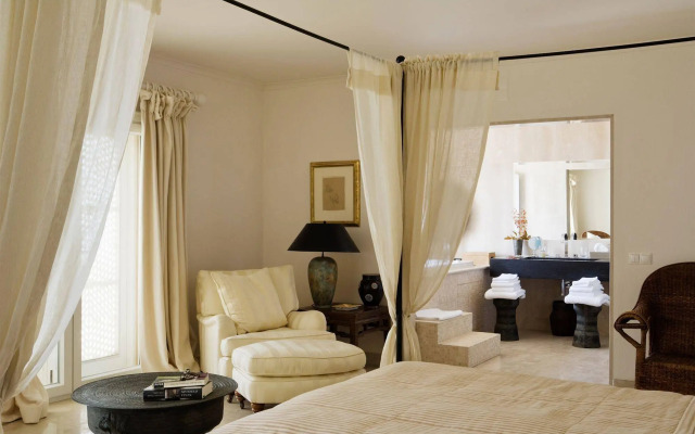 Vila Joya Home, Restaurant & Spa