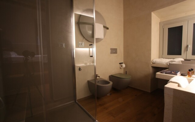 Edward Rooms & Wellness