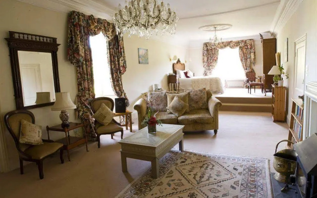 Trehellas House Hotel and Courthouse Restaurant