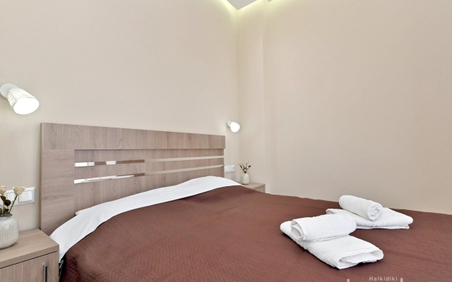 Sabbia Seafront Apartment  2 by TravelPro Serv...
