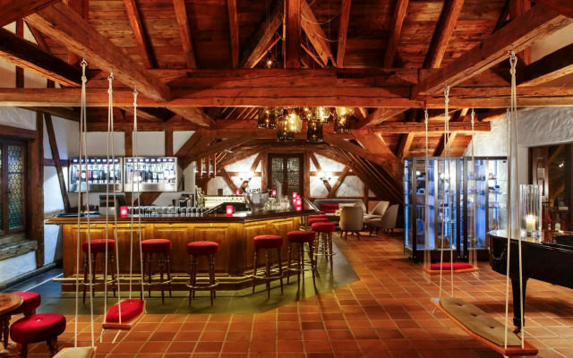 Swiss-Chalet Merlischachen - Historik Chalet-Hotel Lodge