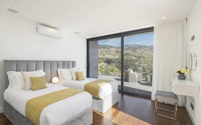 Seacrest (Madeira Villas)