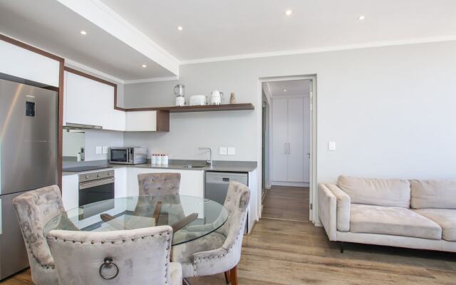 Sandton Smart Apartment Eleven