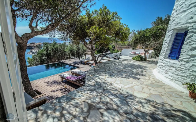 Zen Blue Suites Luxury and Nature in Kea