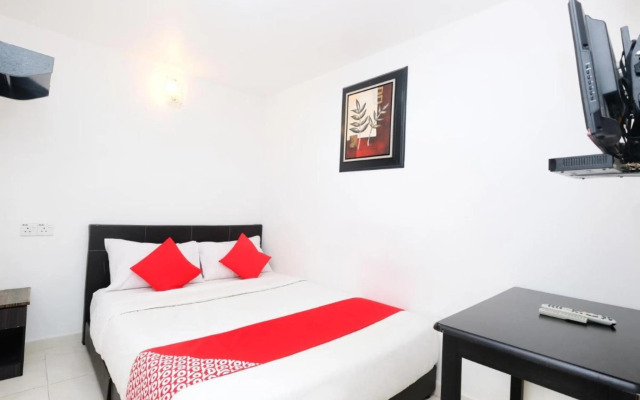 Hotel Gemilang by Oyo Rooms
