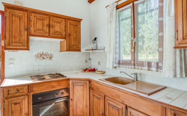 Delightful Villa in Montouliers with Private Swimming Pool