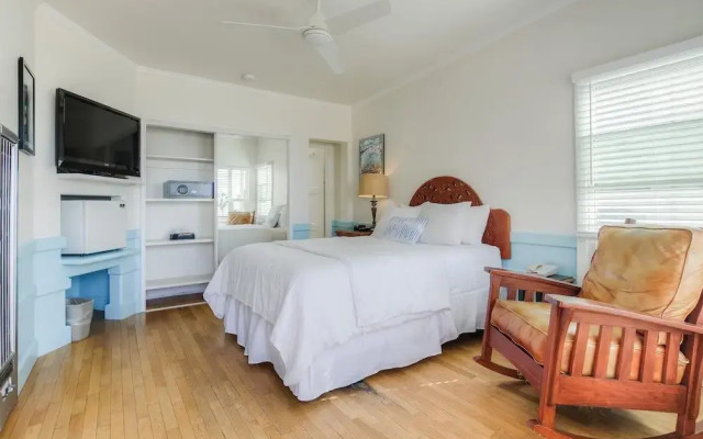 Sea Blue Hotel