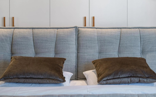 Sophisticated Apartment in Vinohrady by Prague Days