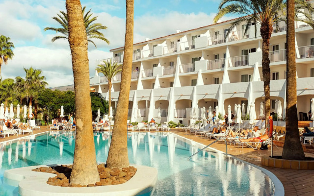 Sunprime Atlantic View Suite & Spa