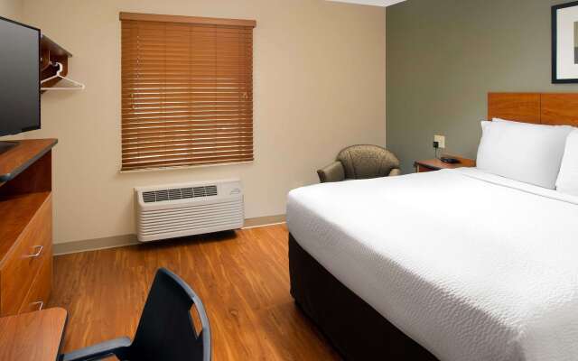 WoodSpring Suites Chicago Romeoville