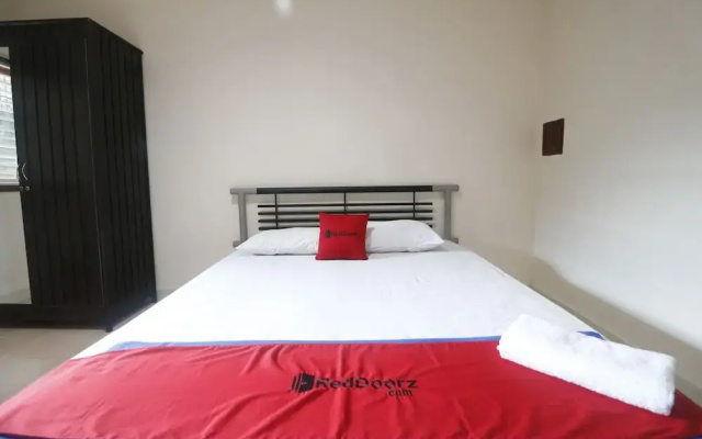 RedDoorz near Kartini Mall 2 Lampung