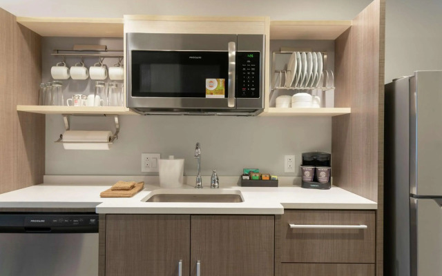 Home2 Suites by Hilton Indianapolis Airport