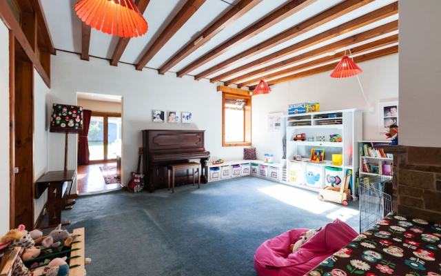 KELLY, 3BDR Northcote House