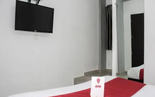 Hotel Victoria by OYO Rooms