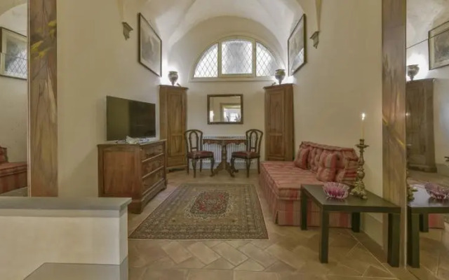 Epoque Halldis Apartment