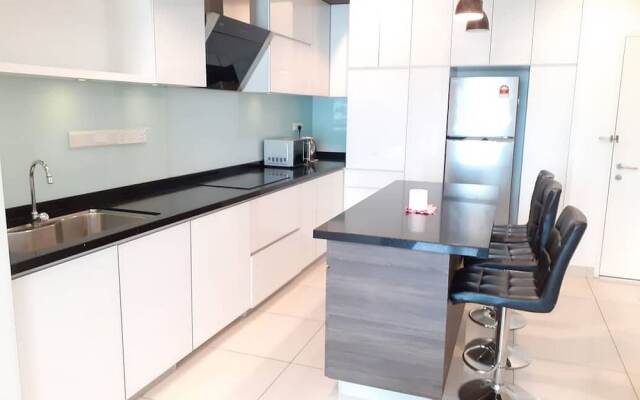 Mansion One Suites - One Bedroom Suites