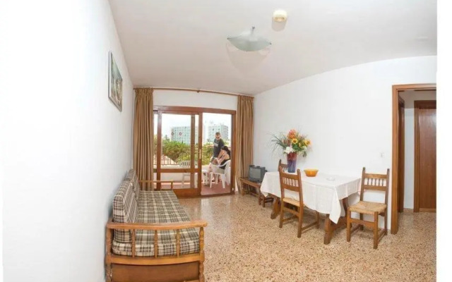 White Apartments - Adults Only