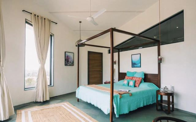 LohonoStays Villa Trisara