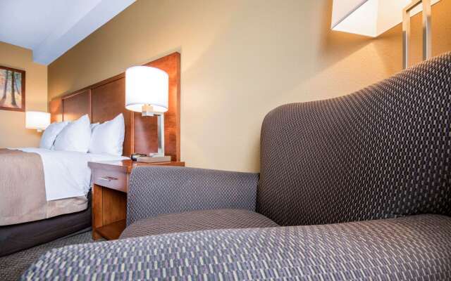 Comfort Inn & Suites